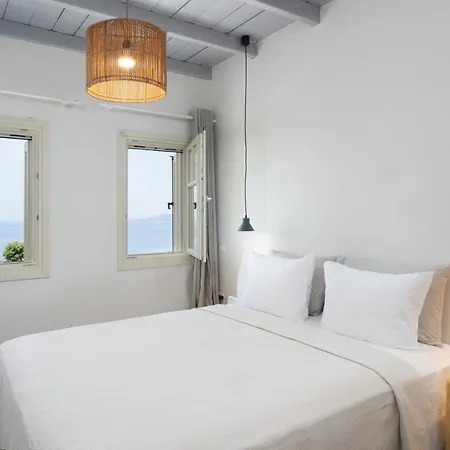 Itis - Elegant Ground Floor With Terrace & Great View * Neápolis