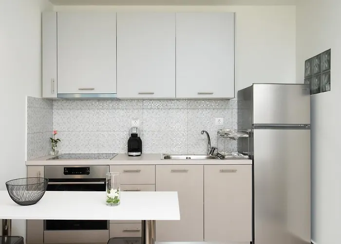 Itis - Elegant Ground Floor With Terrace & Great View *